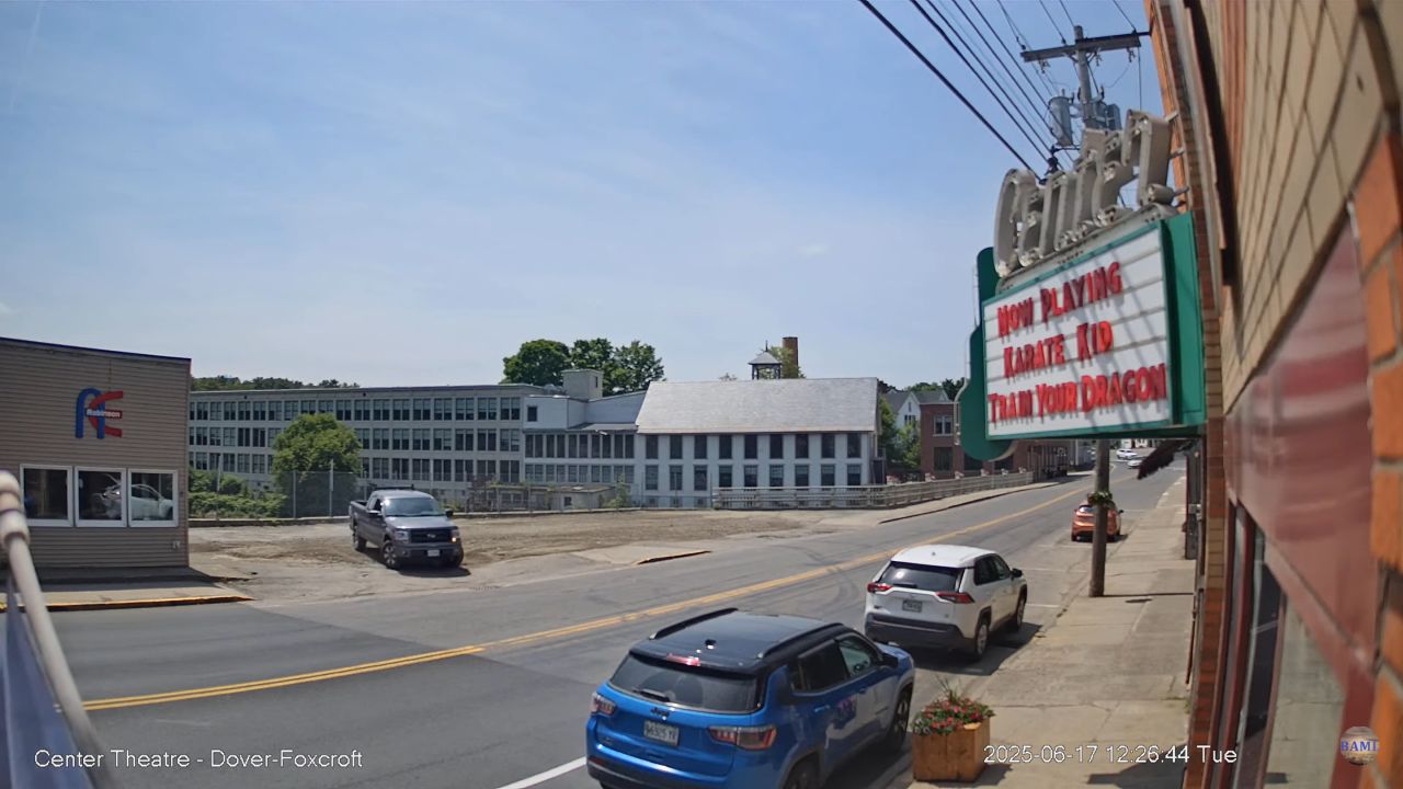 Dover-Foxcroft Webcam – Maine – Live HD Video