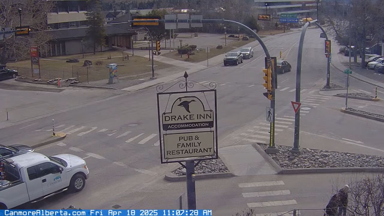 Railway Ave Alberta Canada Webcam HD