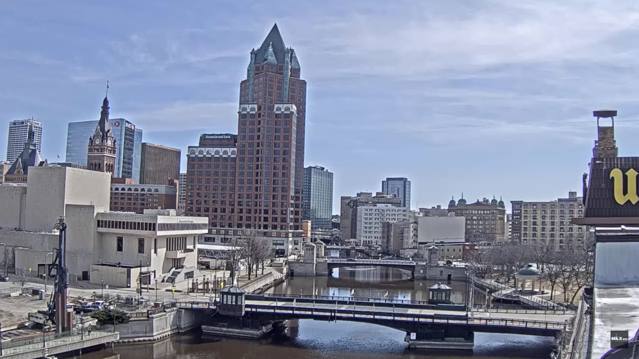 Milwaukee River Live Webcam – Milwaukee, Wisconsin