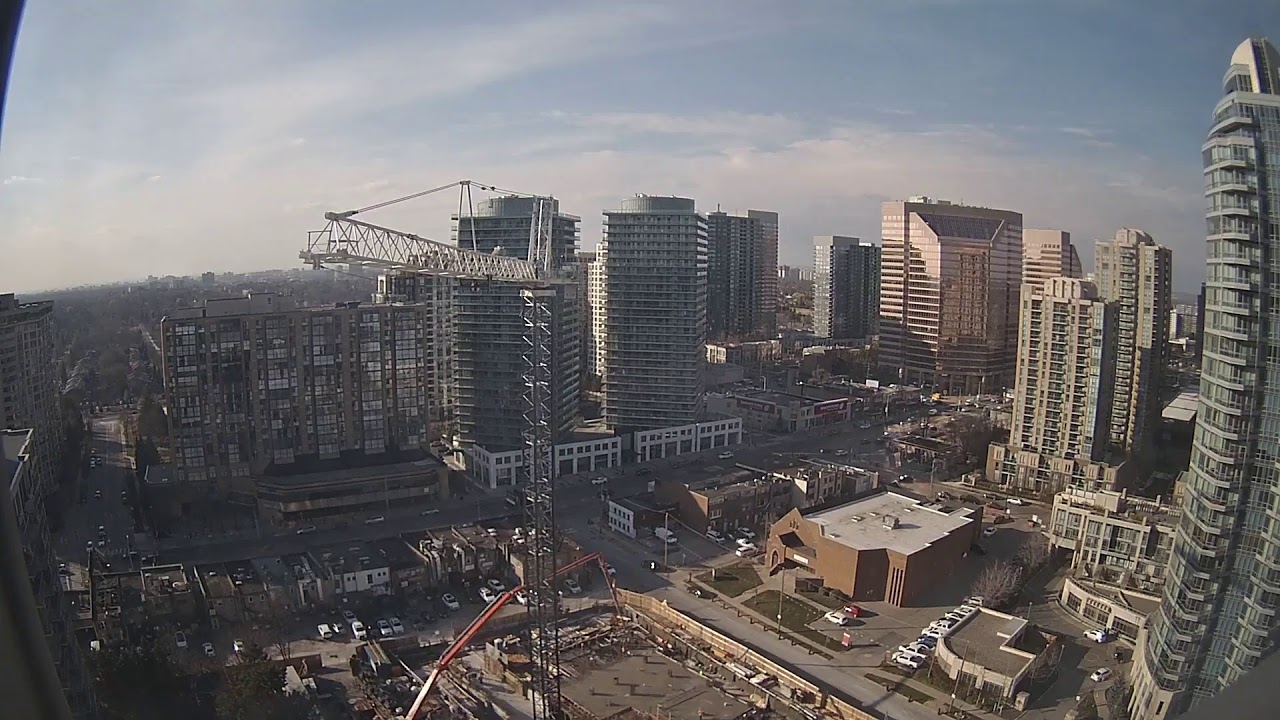 Yonge Street Live Webcam – Toronto, Ontario