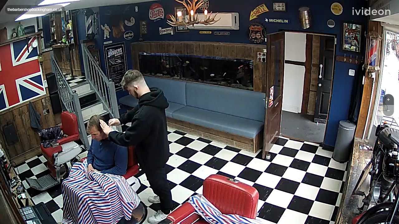 Buckingham Barbers Webcam – Barbershop England