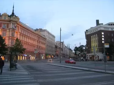 Erottaja Square Webcam – Helsinki, Finland – Live Video