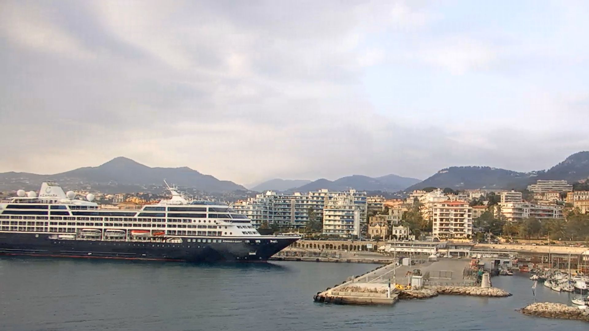 Old Town Live Webcam in Nice, France – HD Video