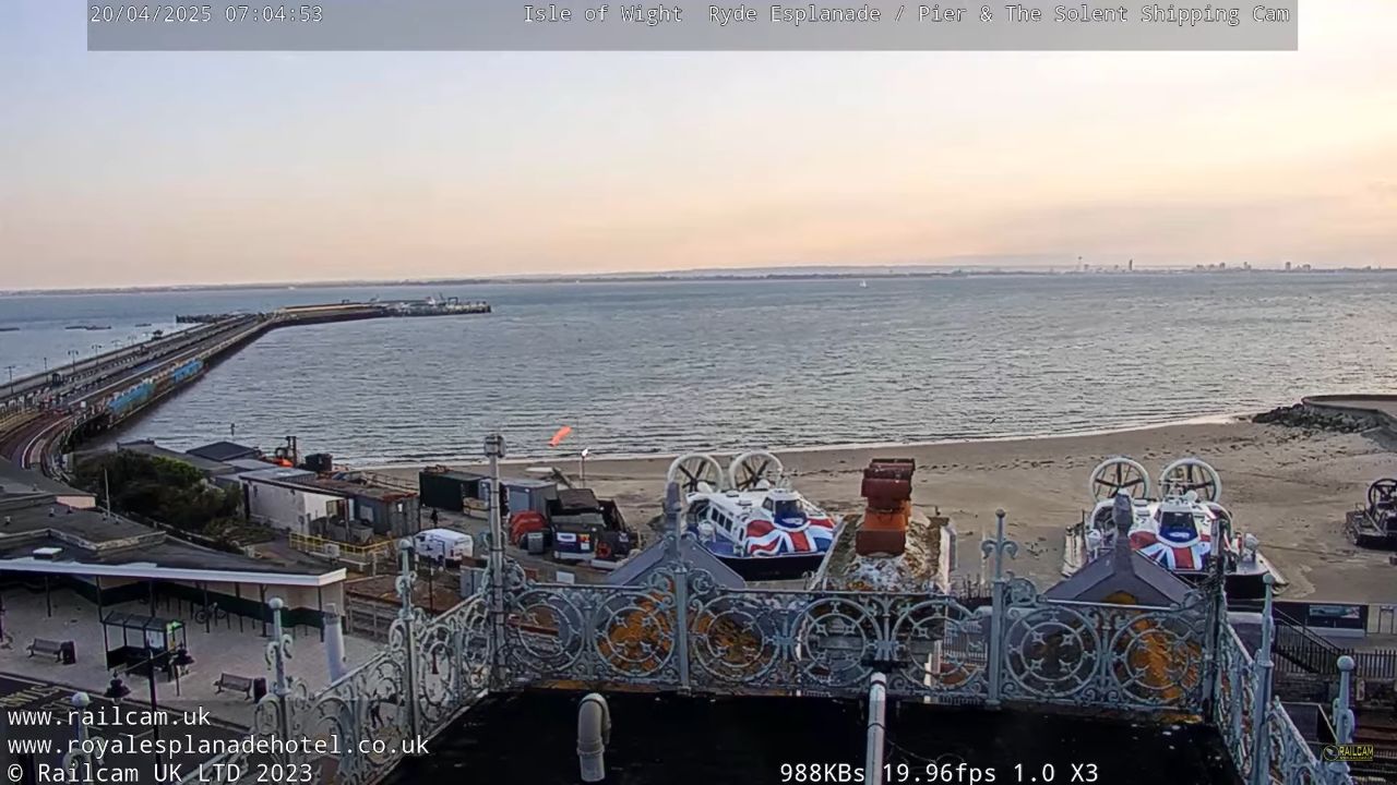 Isle of Wright Ryde Pier & Solent Live Cam – UK