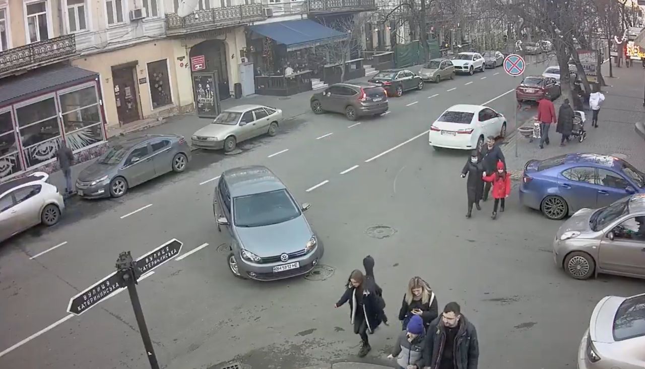 Live Webcam Katerynyns’ka Street Odessa, Ukraine