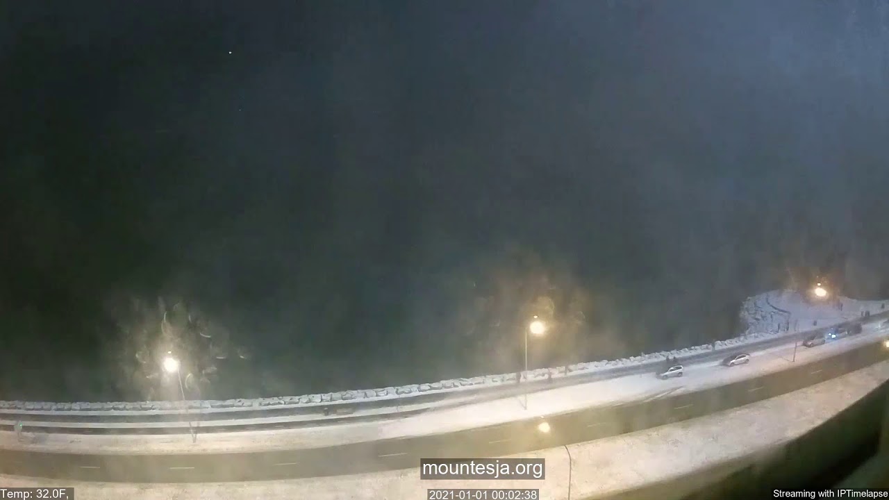 Mount Esja (Esjan) Live Webcam – Reykjavík, Iceland