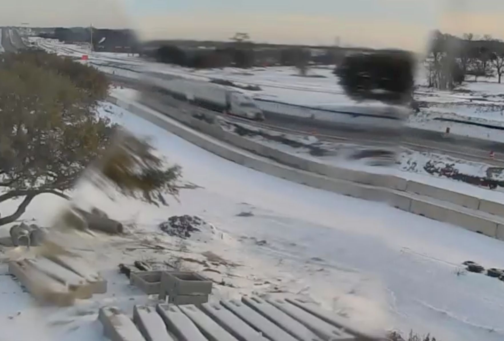 Waco, Texas Live Webcam I-35 at Forrest Street