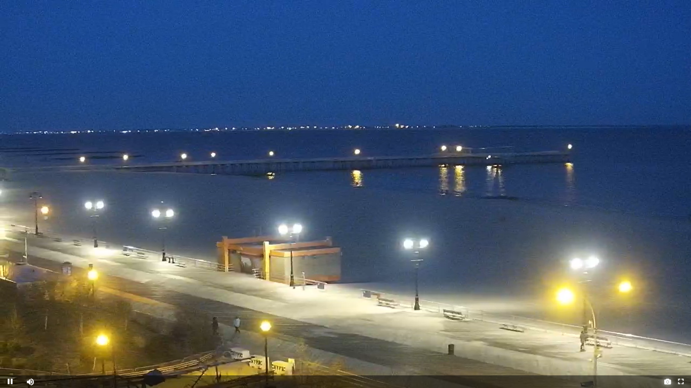 Coney Island Beach Live Cam Boardwalk Brooklyn, New York, USA