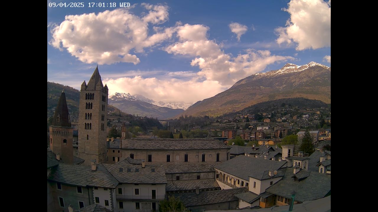 Aosta, Italy Live Webcam Maison Soleil – Real Time Video