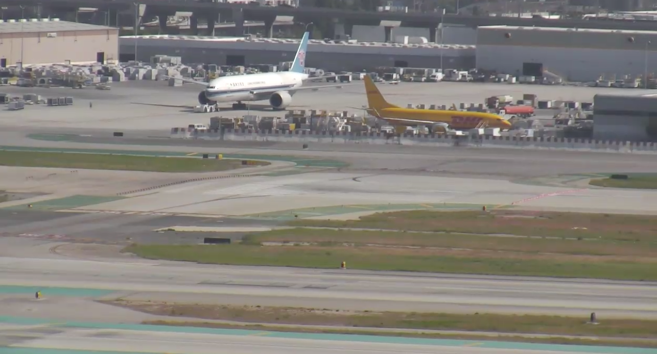 Los Angeles LAX Airport Live Webcam