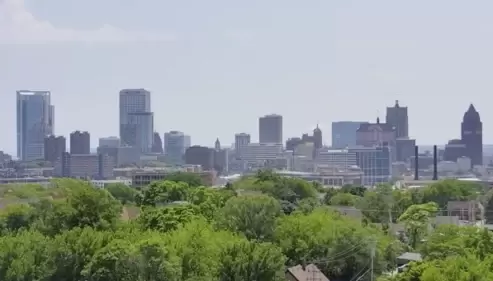 Milwaukee, Wisconsin Live Webcam – City Skyline
