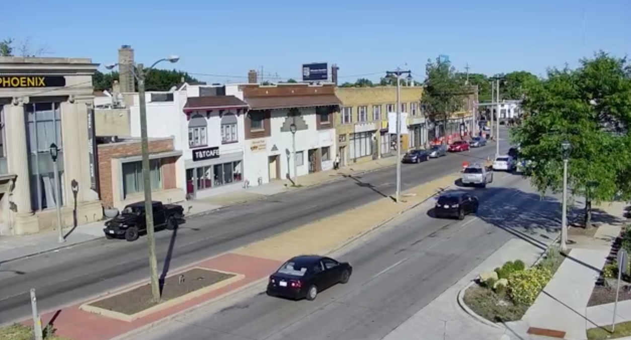 Live Webcam Milwaukee, WI – Sherman Parks Neighborhood