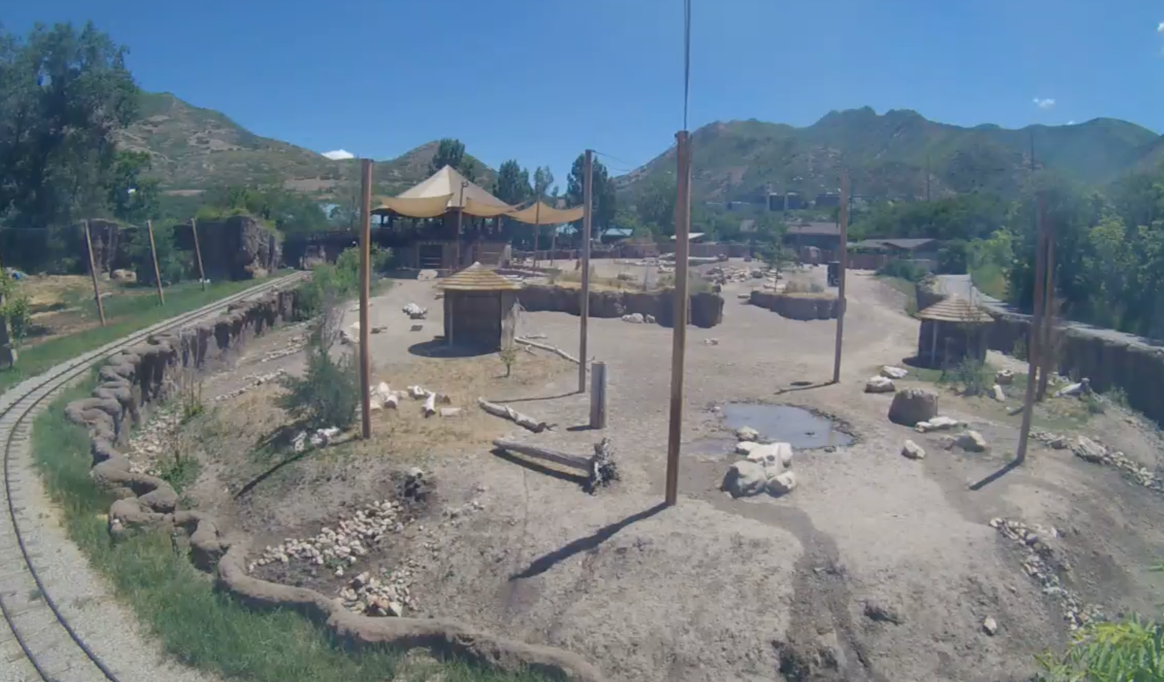 Hogle Zoo in Salt Lake City, Utah Live Webcam