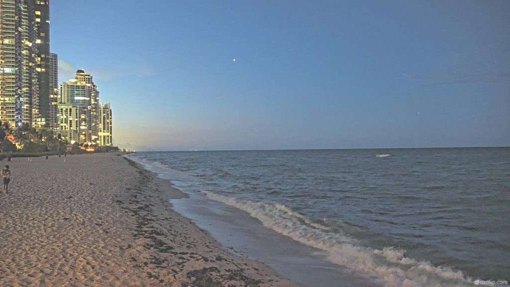 Live Webcam South Beach - Miami, Florida