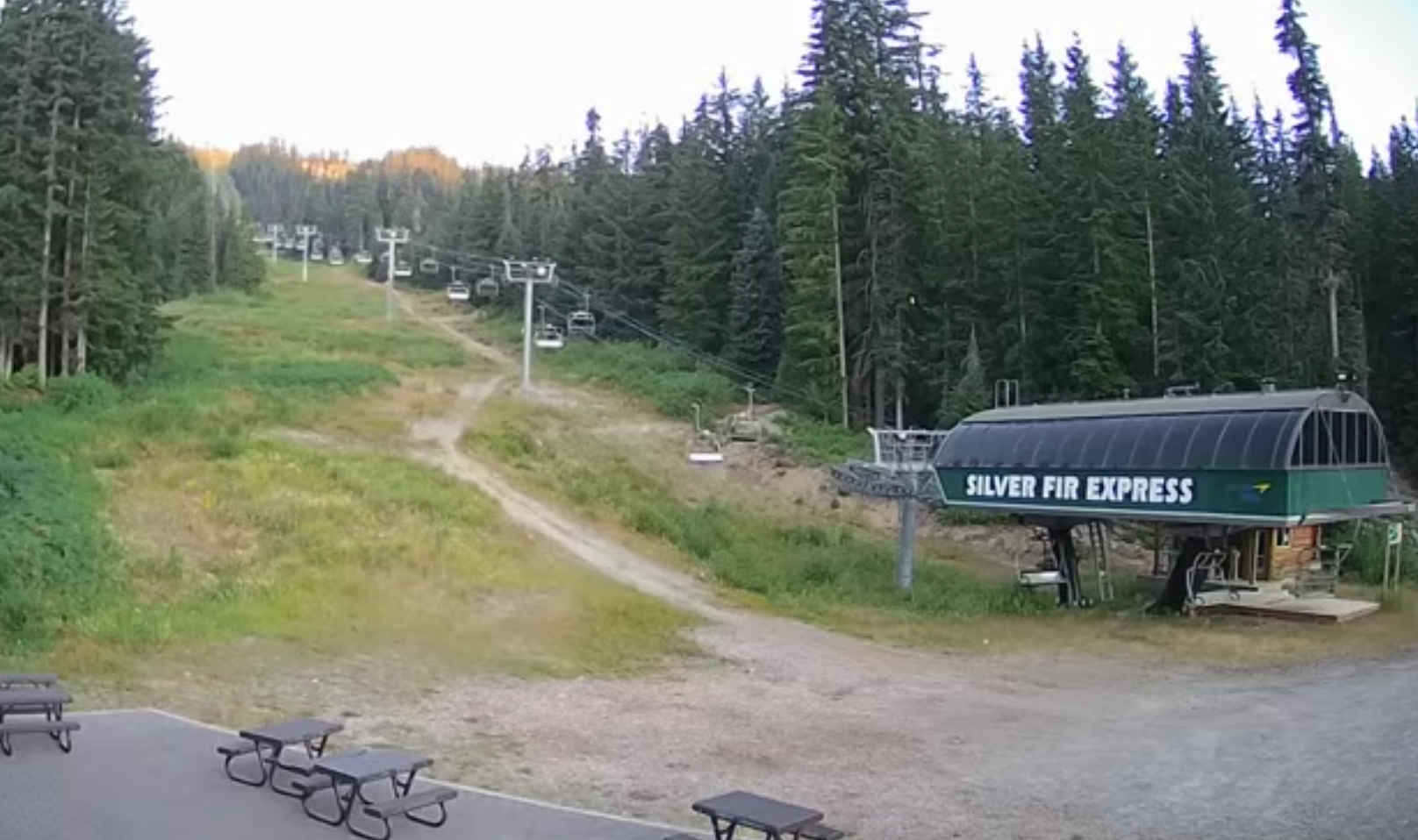 Silver Fir Lodge Live Webcam – The Summit at Snoqualmie