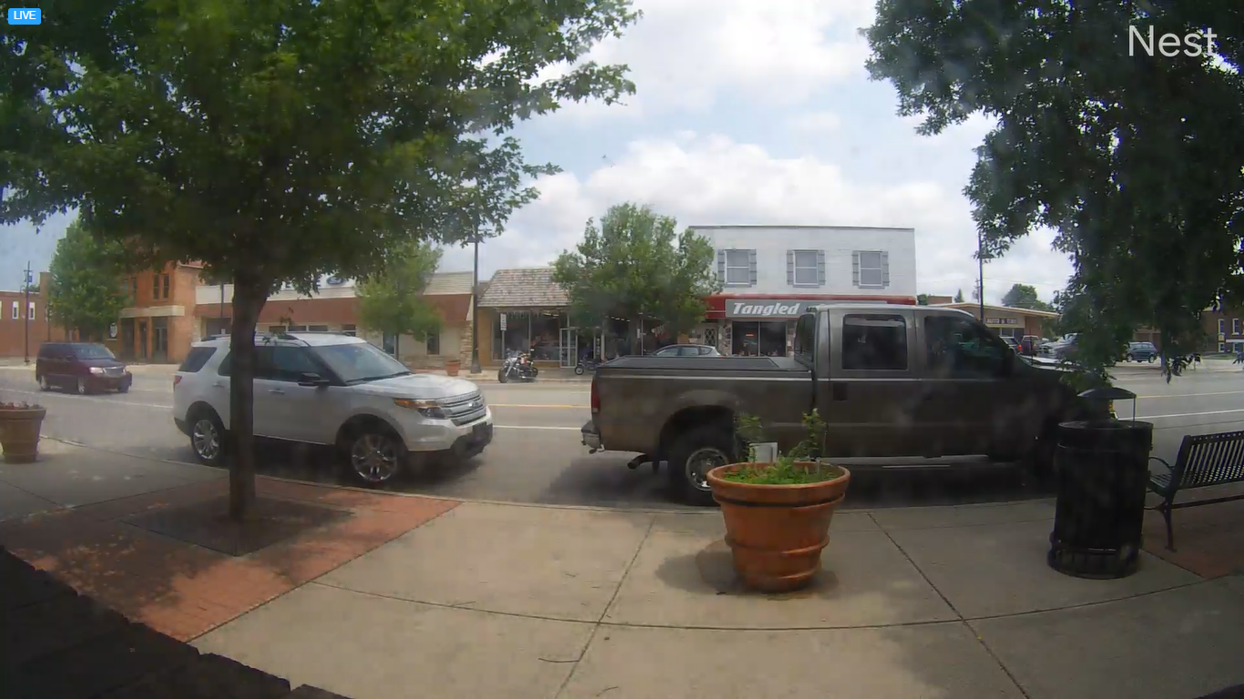 Live Webcam Newberry, Michigan – Downtown