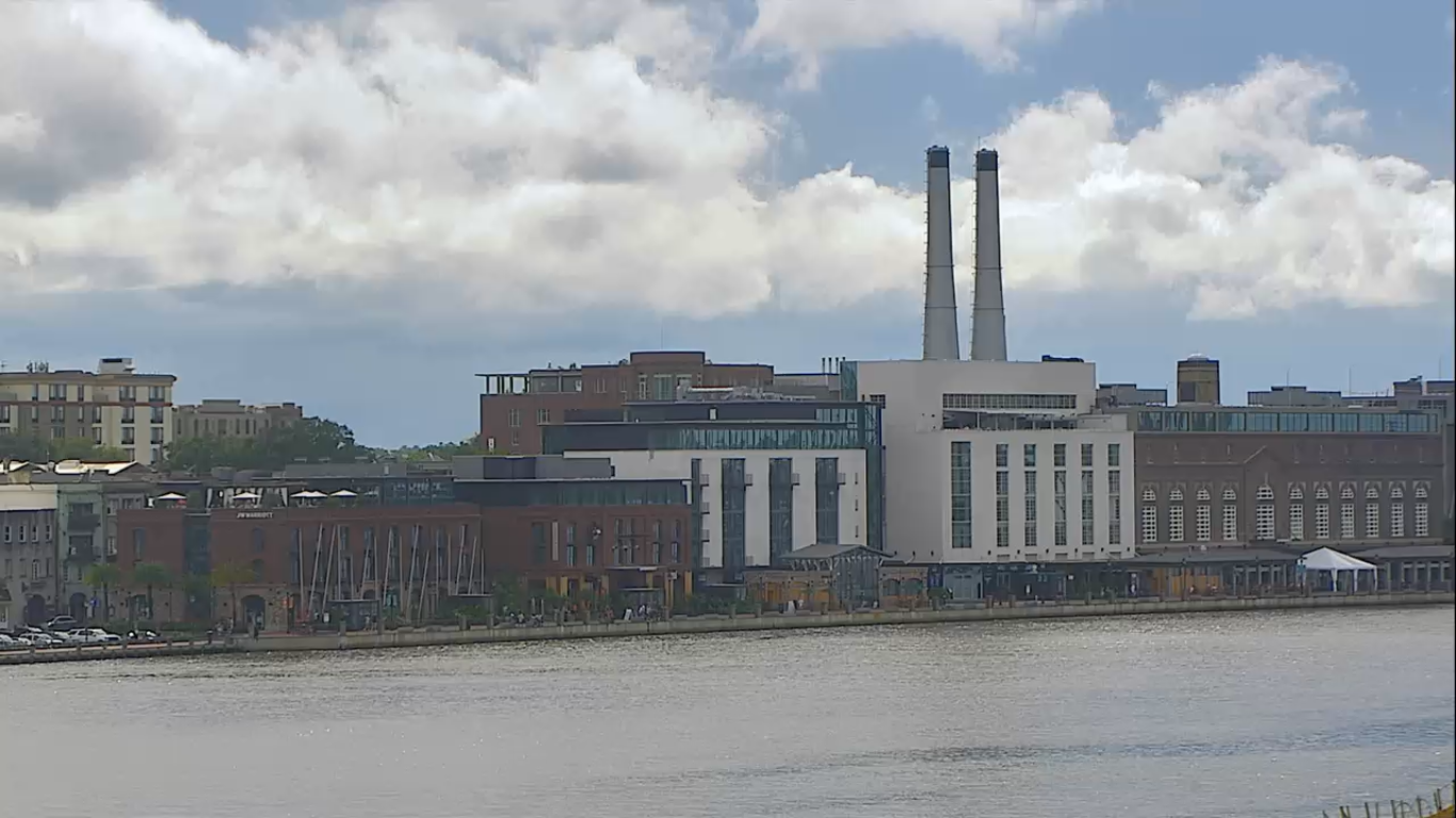 Westin Trade Center Live Webcam – Savannah, Georgia