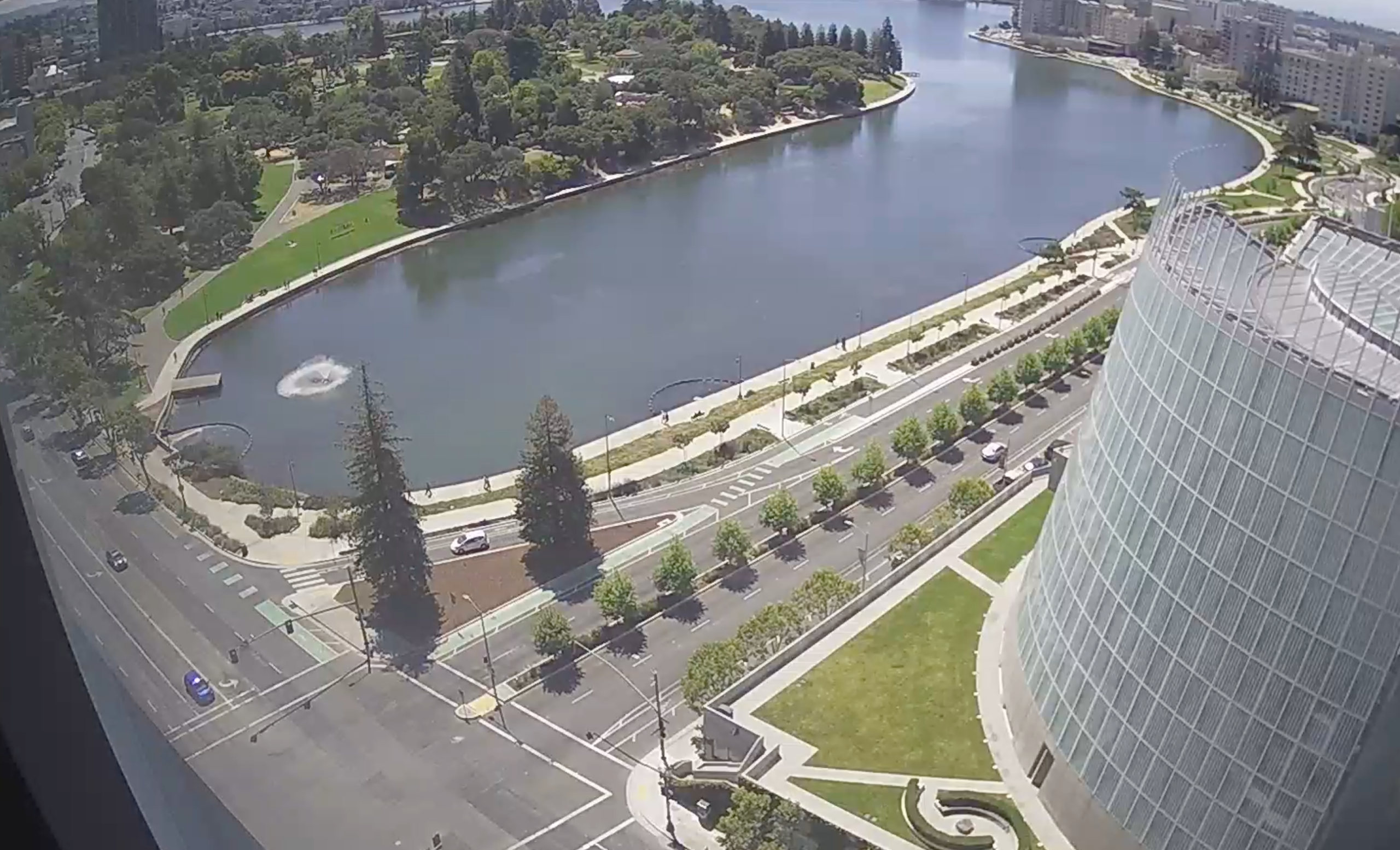 Oakland Cathedral Live Webcam – Oakland, California