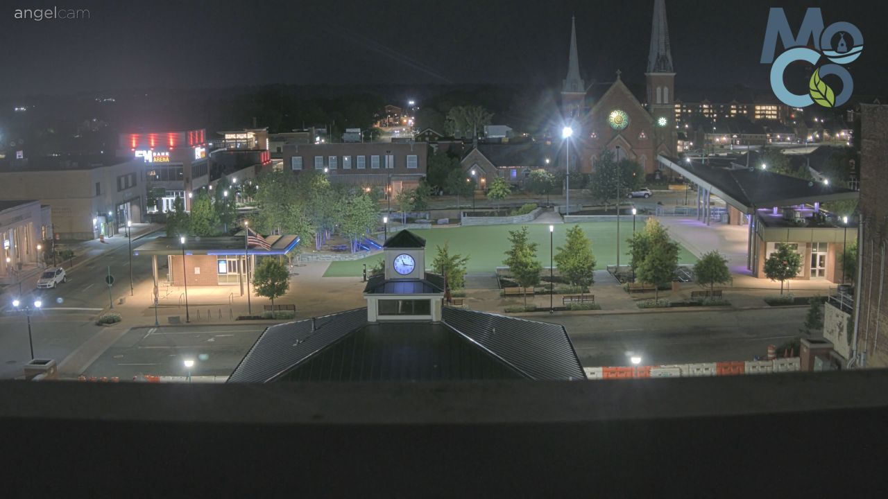 Downtown Commons Live Webcam – Clarksville, Tennessee