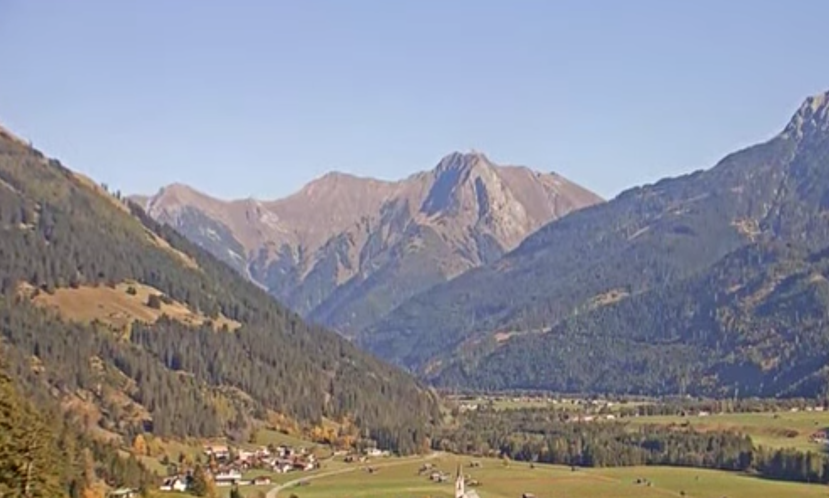 Elbigenalp Live Webcam – Lechtal Alps, Austria