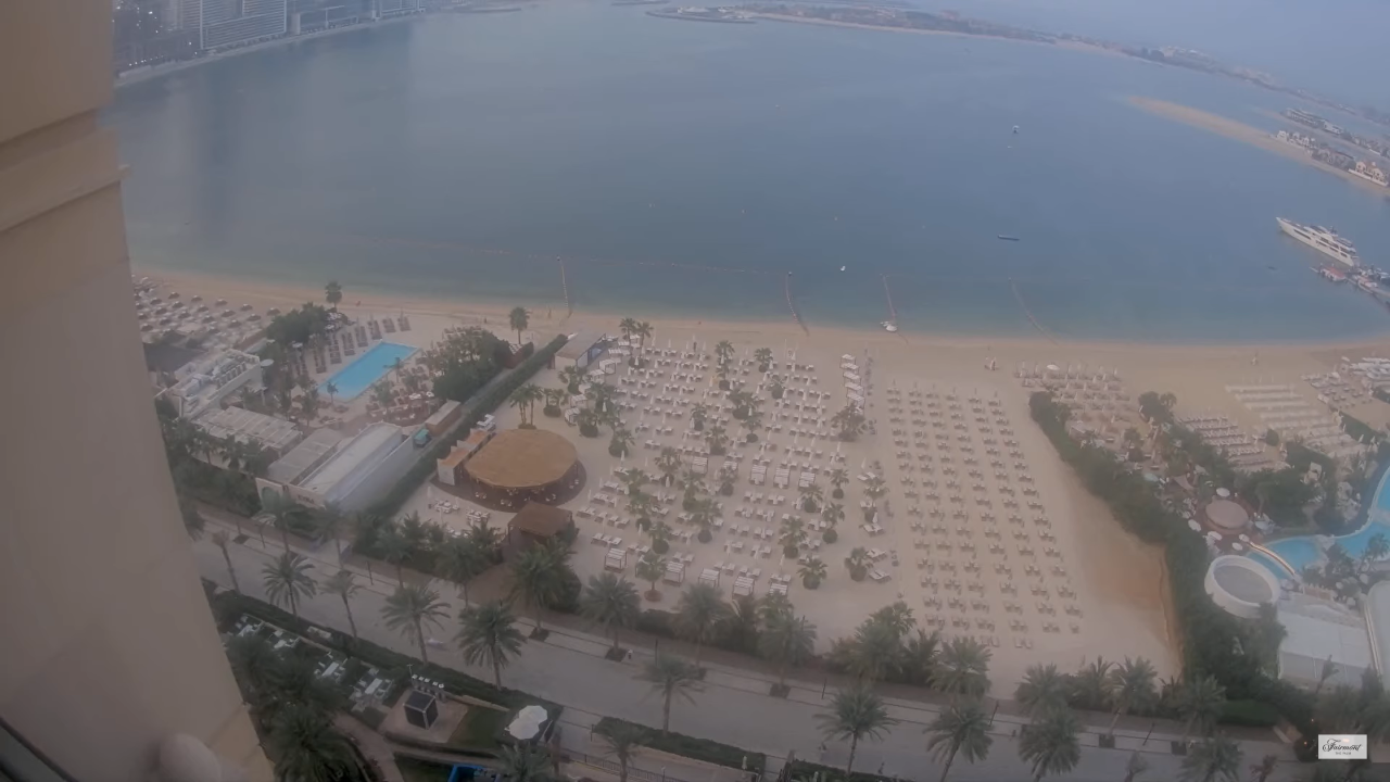 Fairmont The Palm Dubai, UAE Webcam