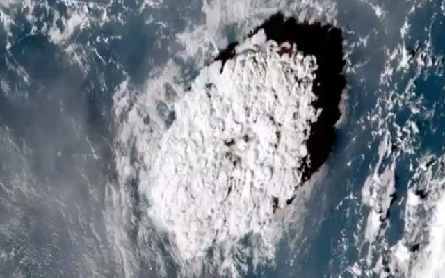 Tonga Volcano Eruption & Tsunami Live Webcam
