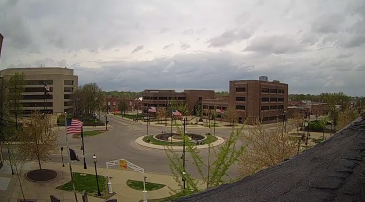 Belleville Square Live Webcam – Belleville, IL