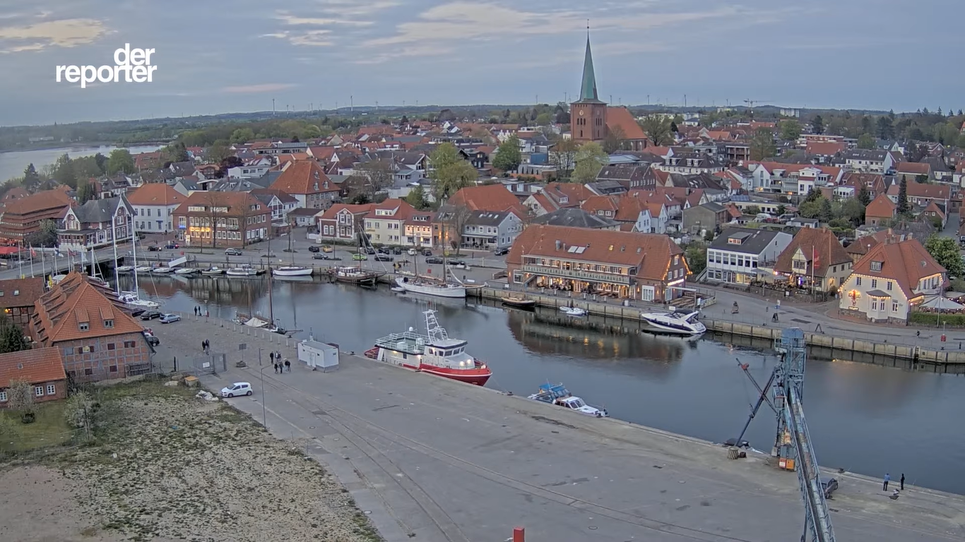 Neustadt Harbour Live Webcam – Holstein – Video