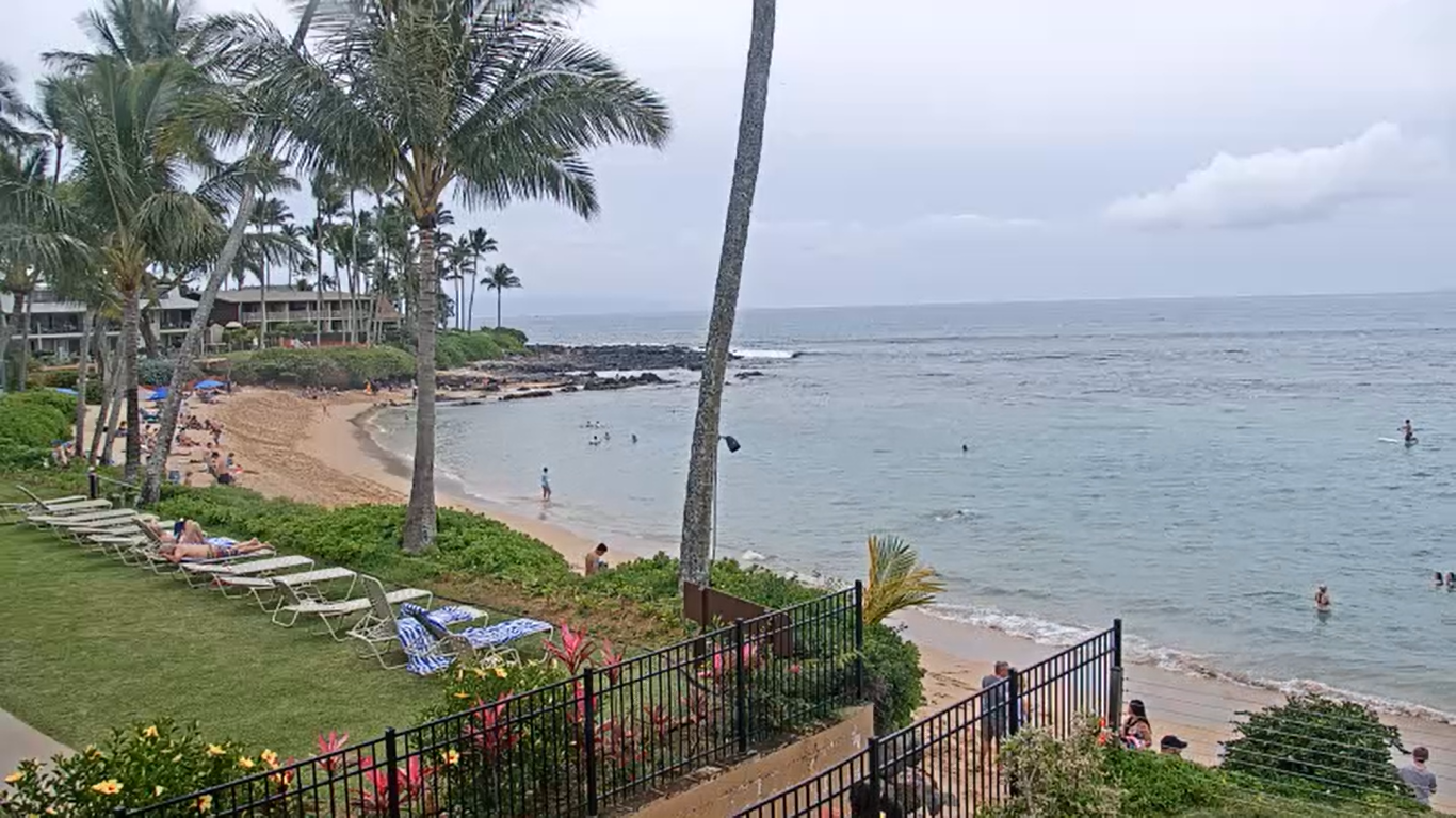 Napili Sunset Beach Front Resort Webcam – Lahaina, Hawaii
