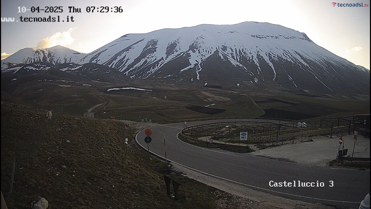 Live Webcam Castelluccio – Umbria, Perugia, Italy