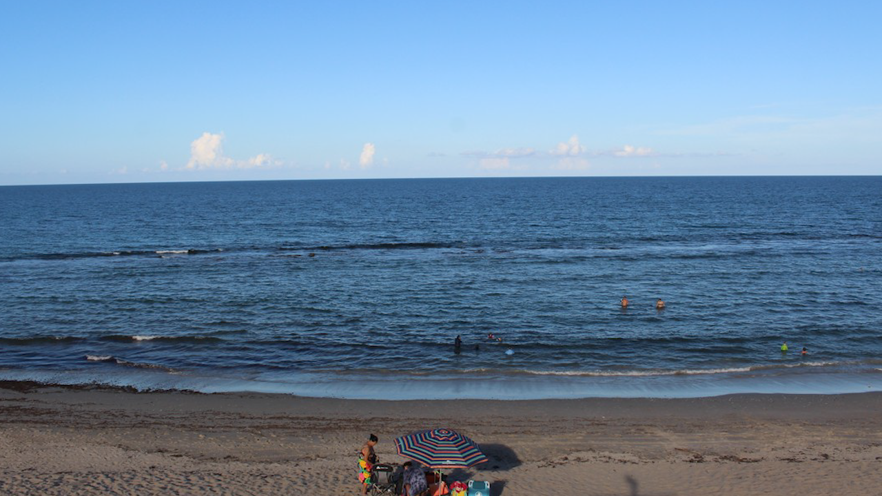 Bathtub Beach Live Cam