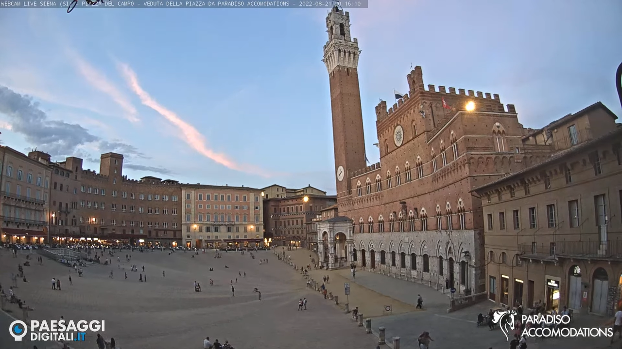 Webcam Siena – Piazza del Campo – Real Time Live Video