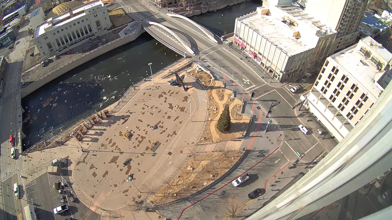 City Plaza Reno, Nevada – Truckee River | Live Video