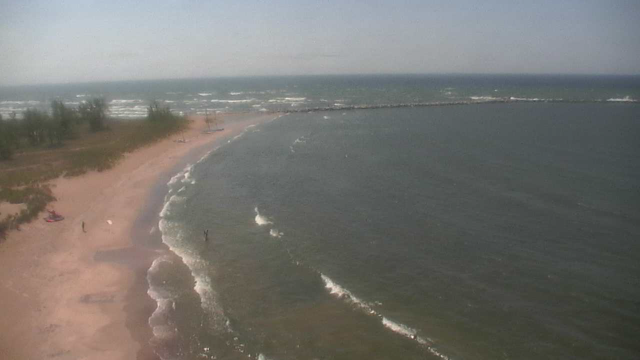 Muskegon Beach Webcam – Muskegon, MI