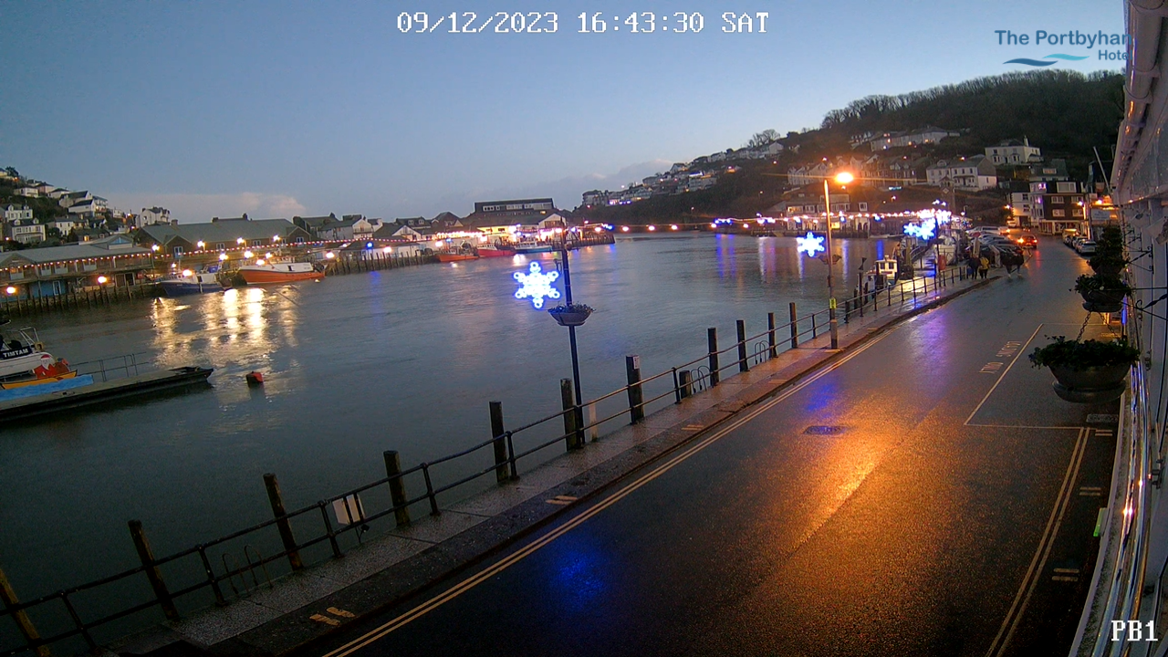 Webcams in Looe – The Portbyhan Hotel – Harbour | Cornwall