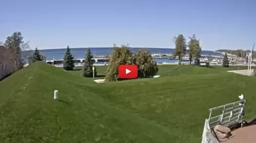 Al Johnson's Goat Cam - Sister Bay, Wi