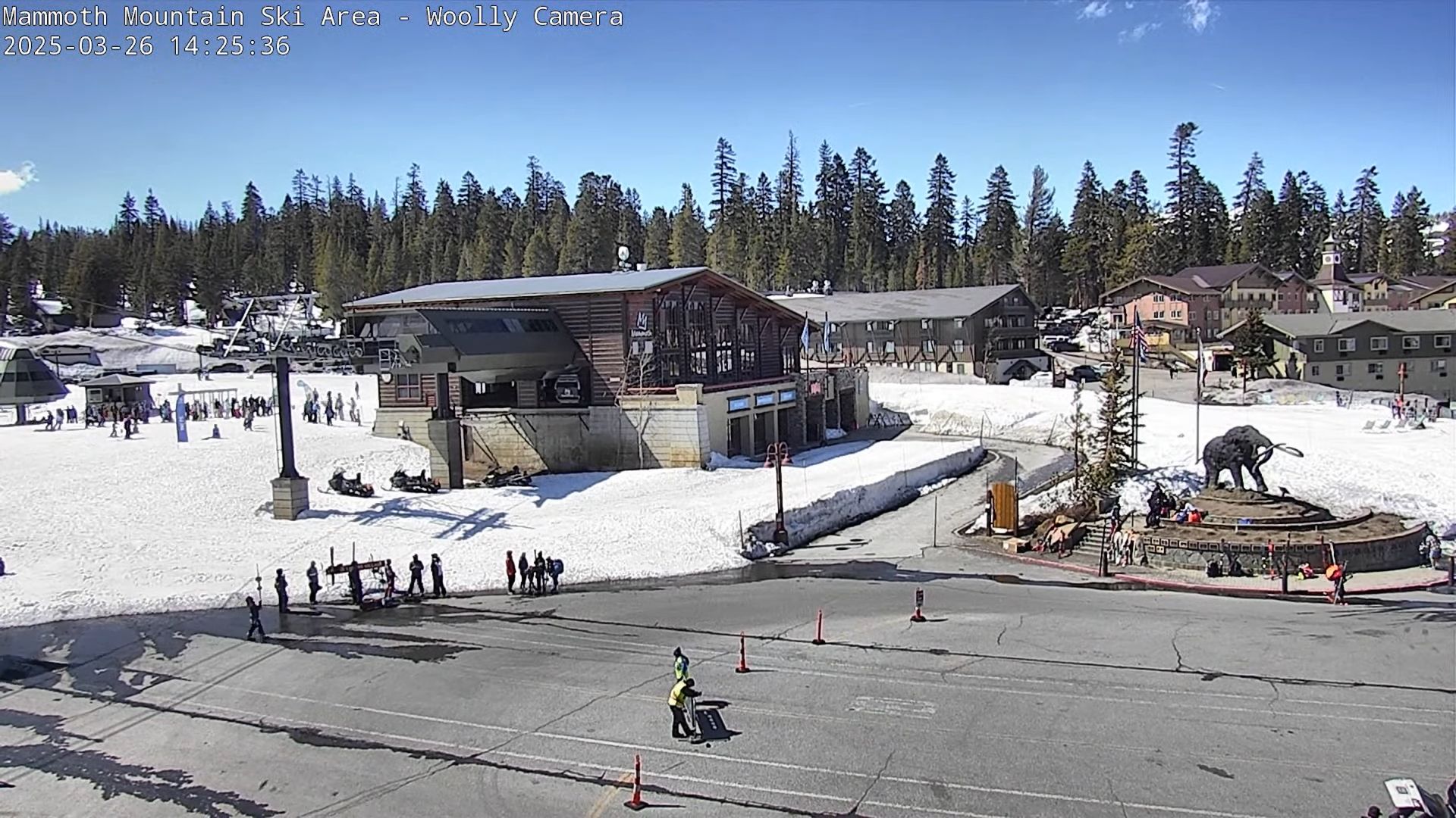 Woolly’s Adventure Park Summit | Webcam | Mammoth Mountain