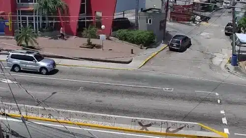 Live Webcam Barbican Square – Kingston, Jamaica