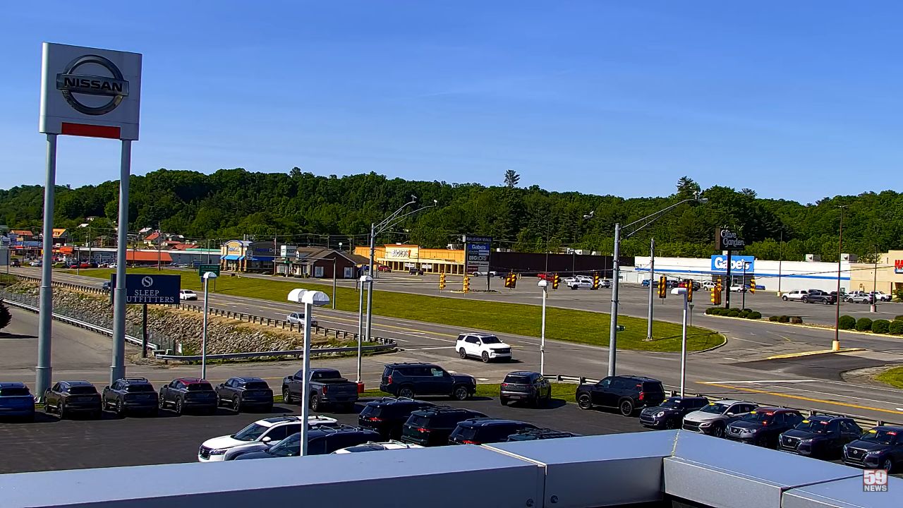 Lewis Nissan Beckley WV | Robert C Byrd Dr | Live Cam