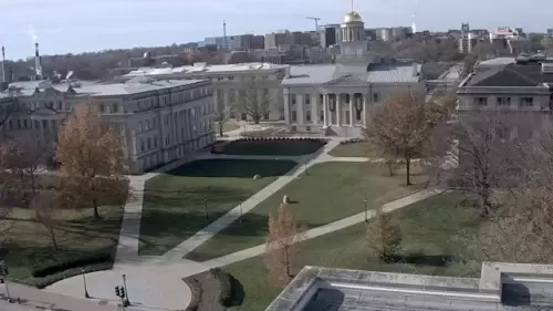 University of Iowa Pentacrest Webcam – Iowa City – Video