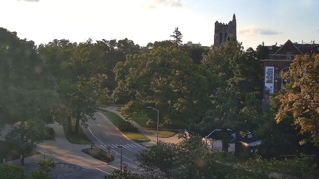 Michigan State Live Webcam – Beaumont Tower