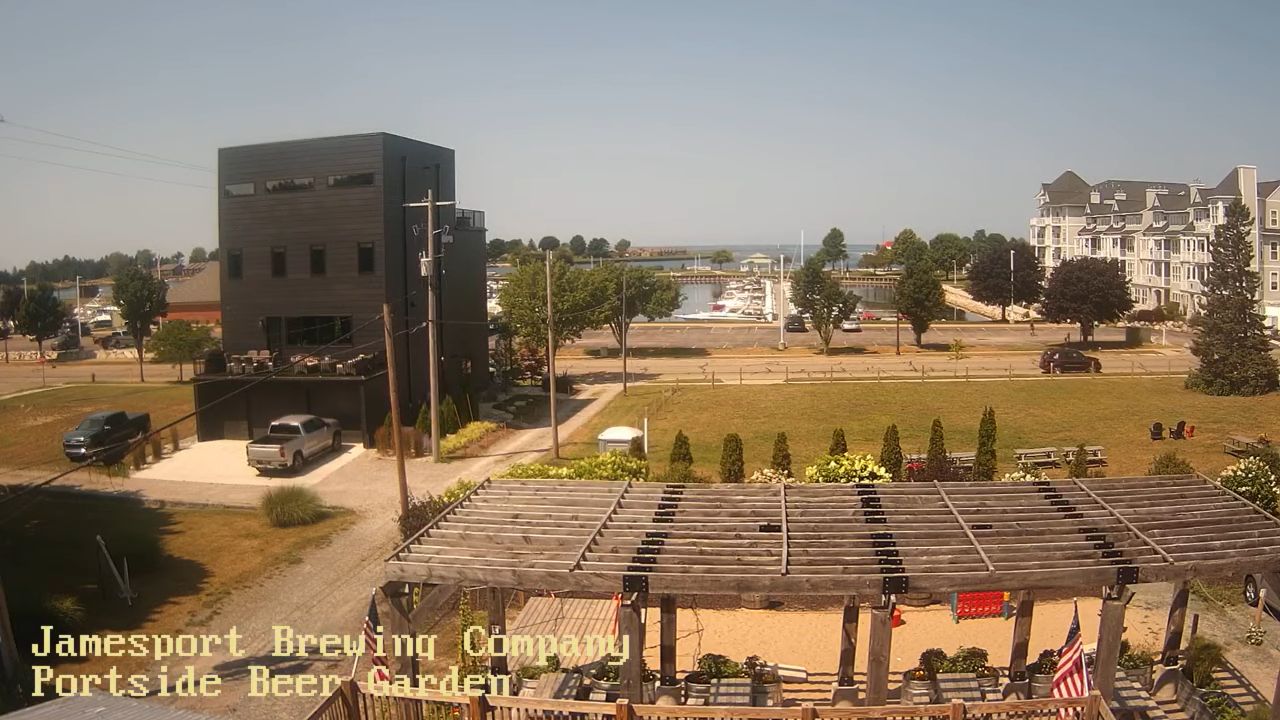 Live Webcam Ludington, Michigan – Jamesport Brewing Co.
