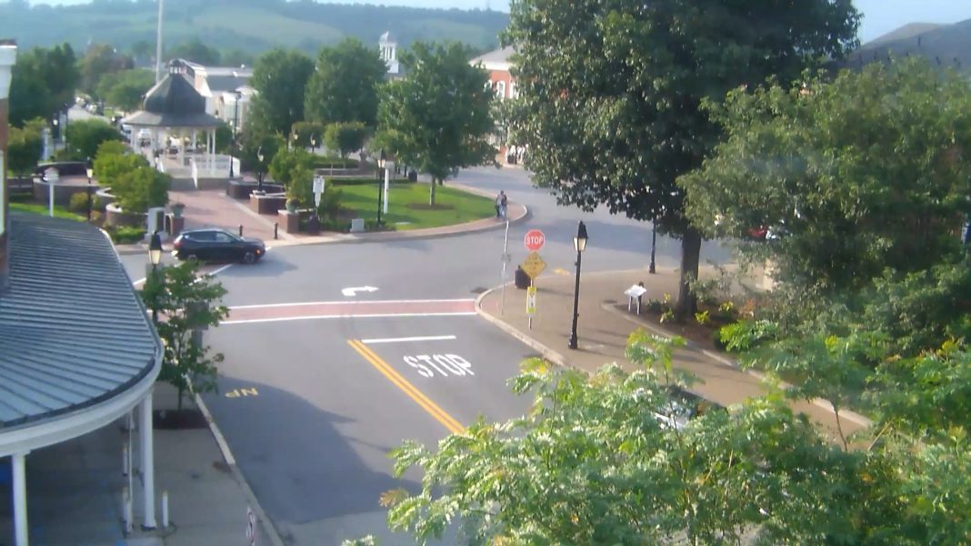 PHILADELPHIA INTERNATIONAL AIRPORT WEBCAM visual data 6