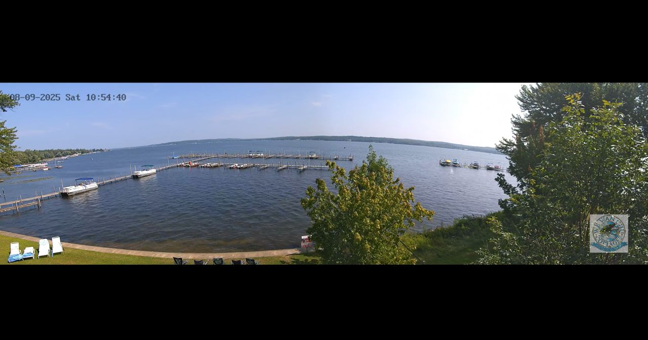 Live Webcam We Wan Chu Cottages – Chautauqua Lake, NY