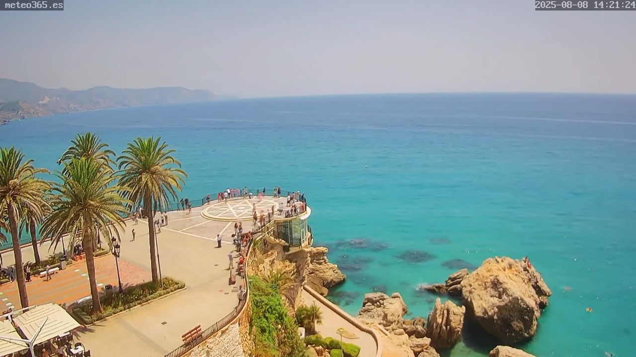 Live Webcam in Nerja, Málaga, Spain – Balcón de Europa
