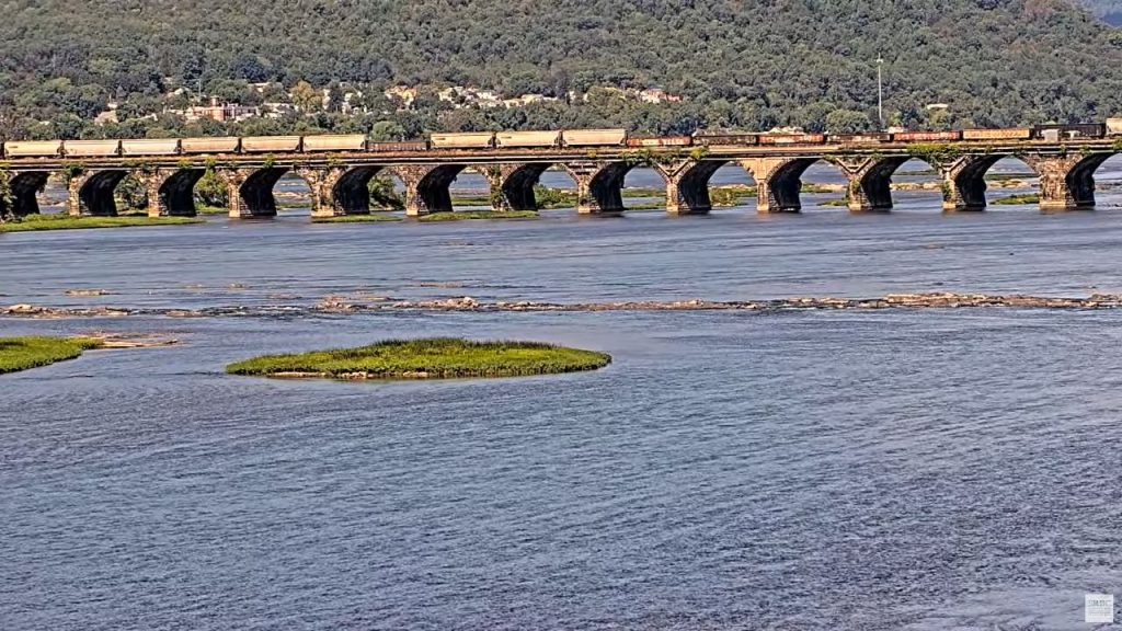 PHILADELPHIA INTERNATIONAL AIRPORT WEBCAM visual data 7