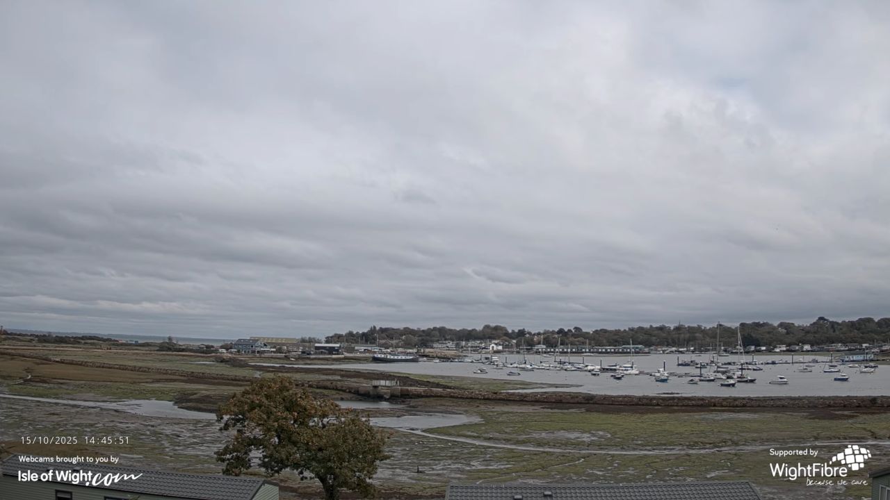 Bembridge Harbour 4k Live Webcam – Isle of Wight, ENG