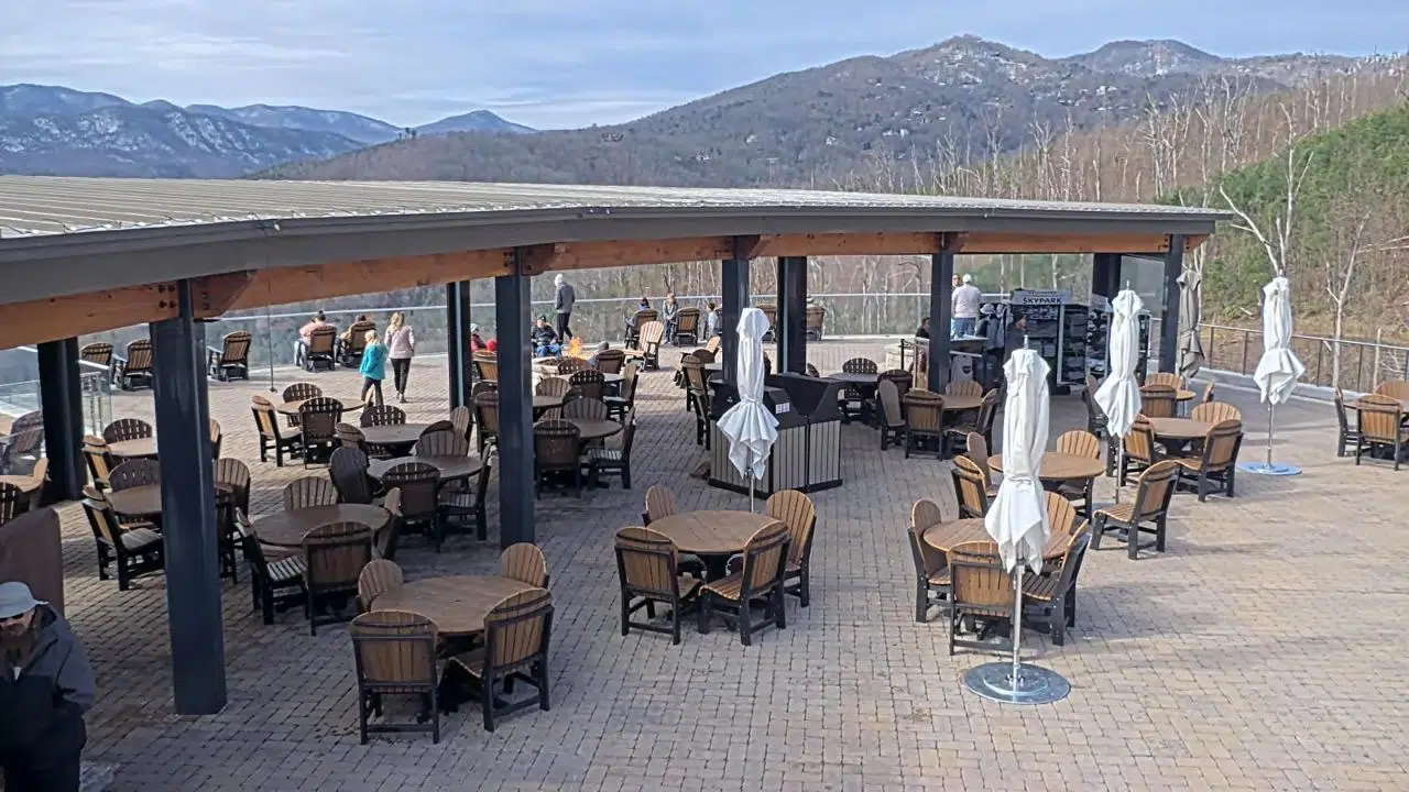 Live Webcam Clayton’s Landing – Gatlinburg Skypark, TN